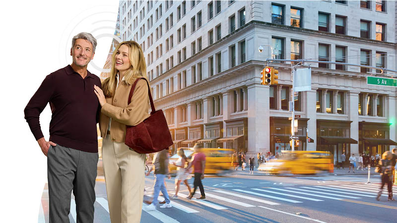 Couple walking and talking in a big city